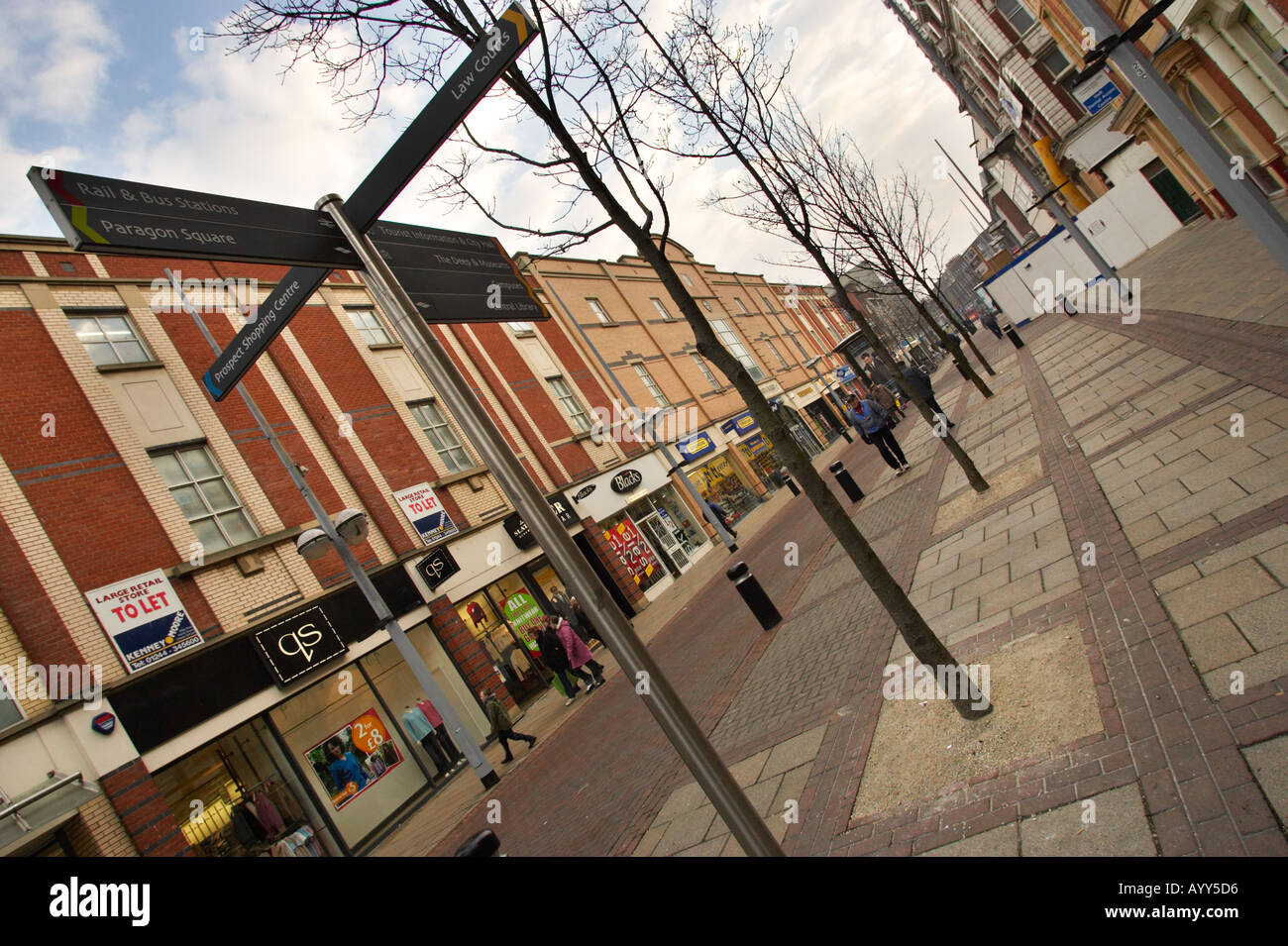 Pedestrianized street shops hull england uk hires stock photography