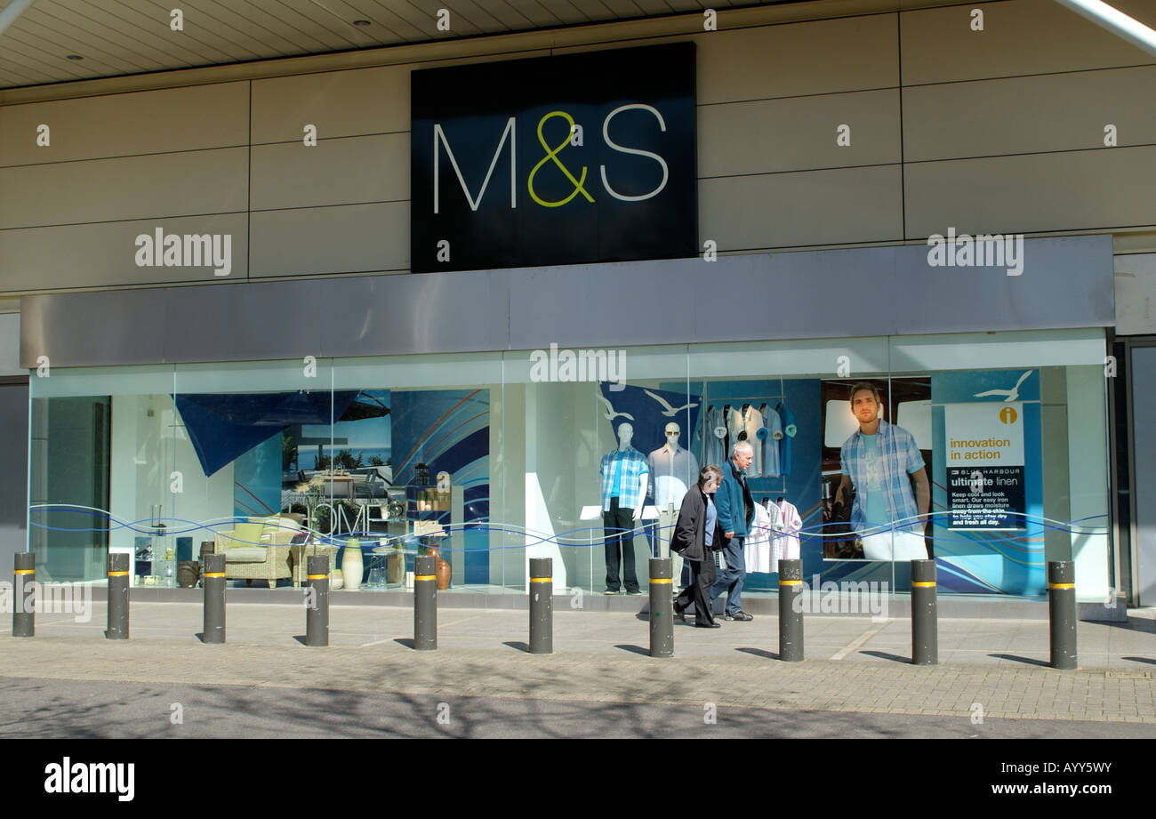 Hedge_end hires stock photography and images Alamy