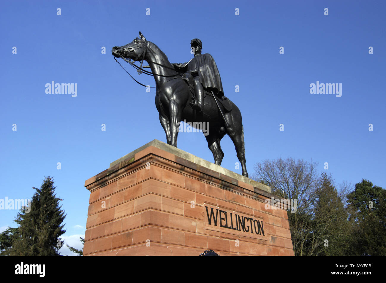 Wellington Statue Aldershot Stock Photo Alamy