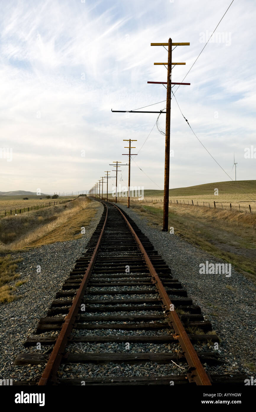 railroad tracks into the distance Stock Photo Alamy
