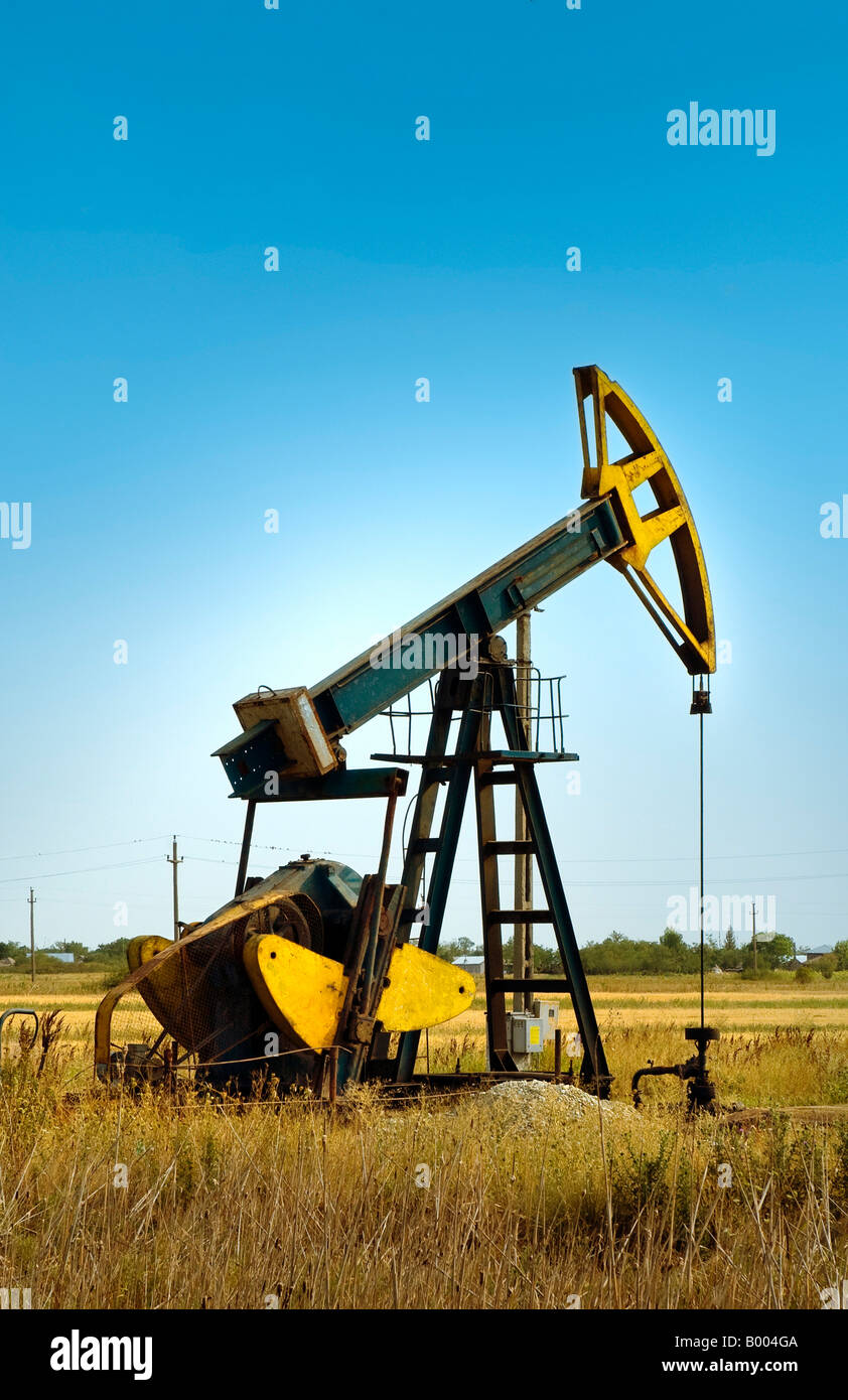OIL WELL PUMP Stock Photo Alamy
