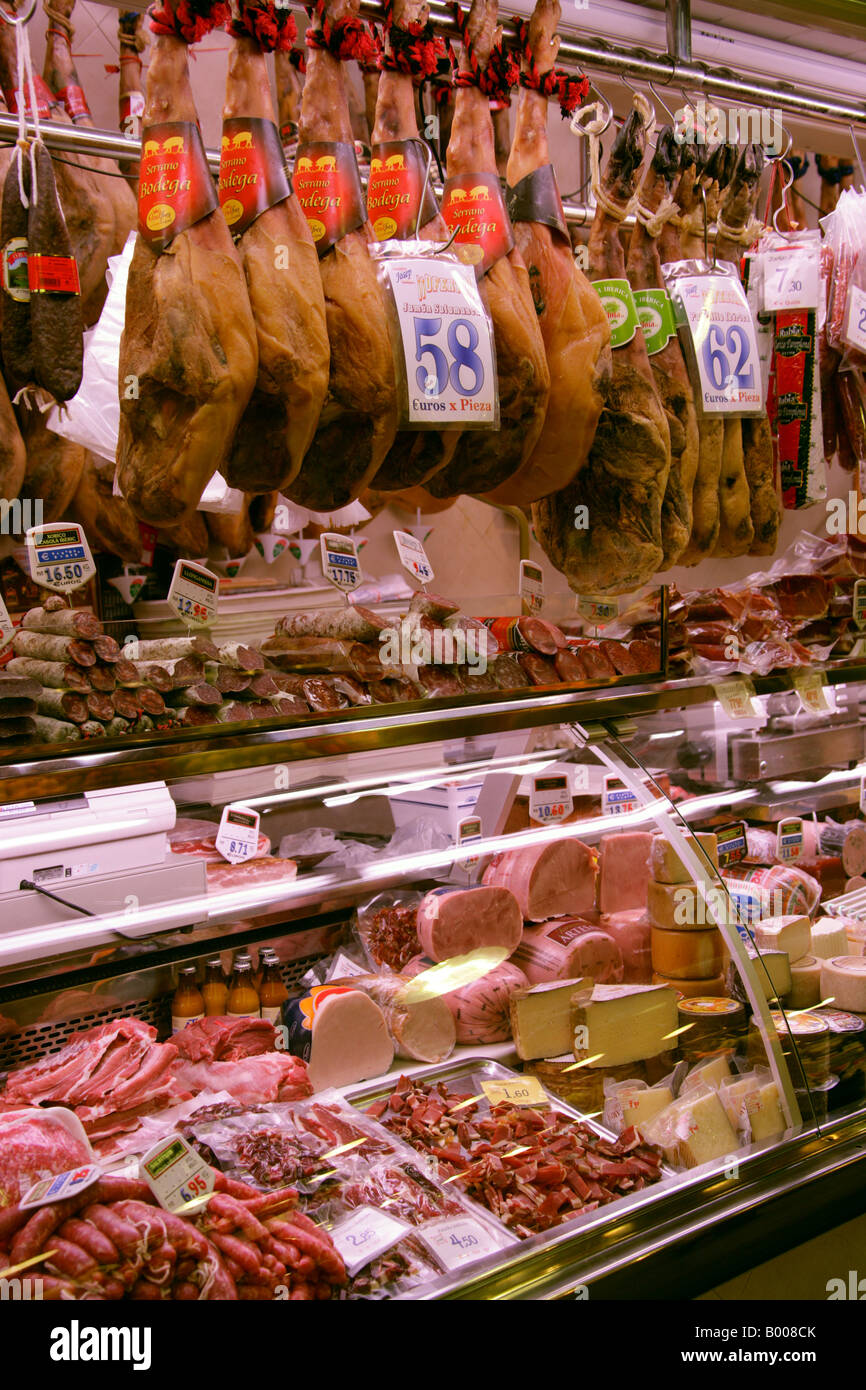 Cold food delicatessen hi-res stock photography and images - Alamy