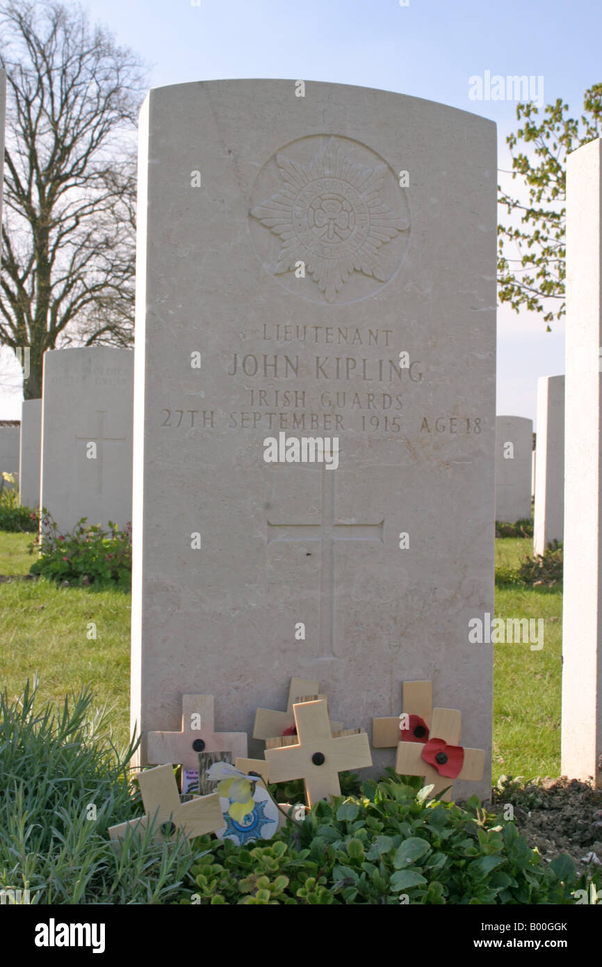 War Memorial Grave of Lieutenant John Kipling son of Rudyard Kipling Stock  Photo - Alamy