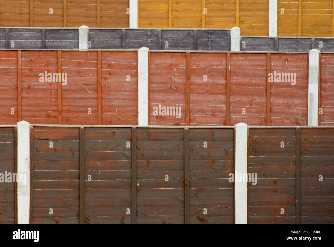 Fencing panels hi-res stock photography and images - Alamy