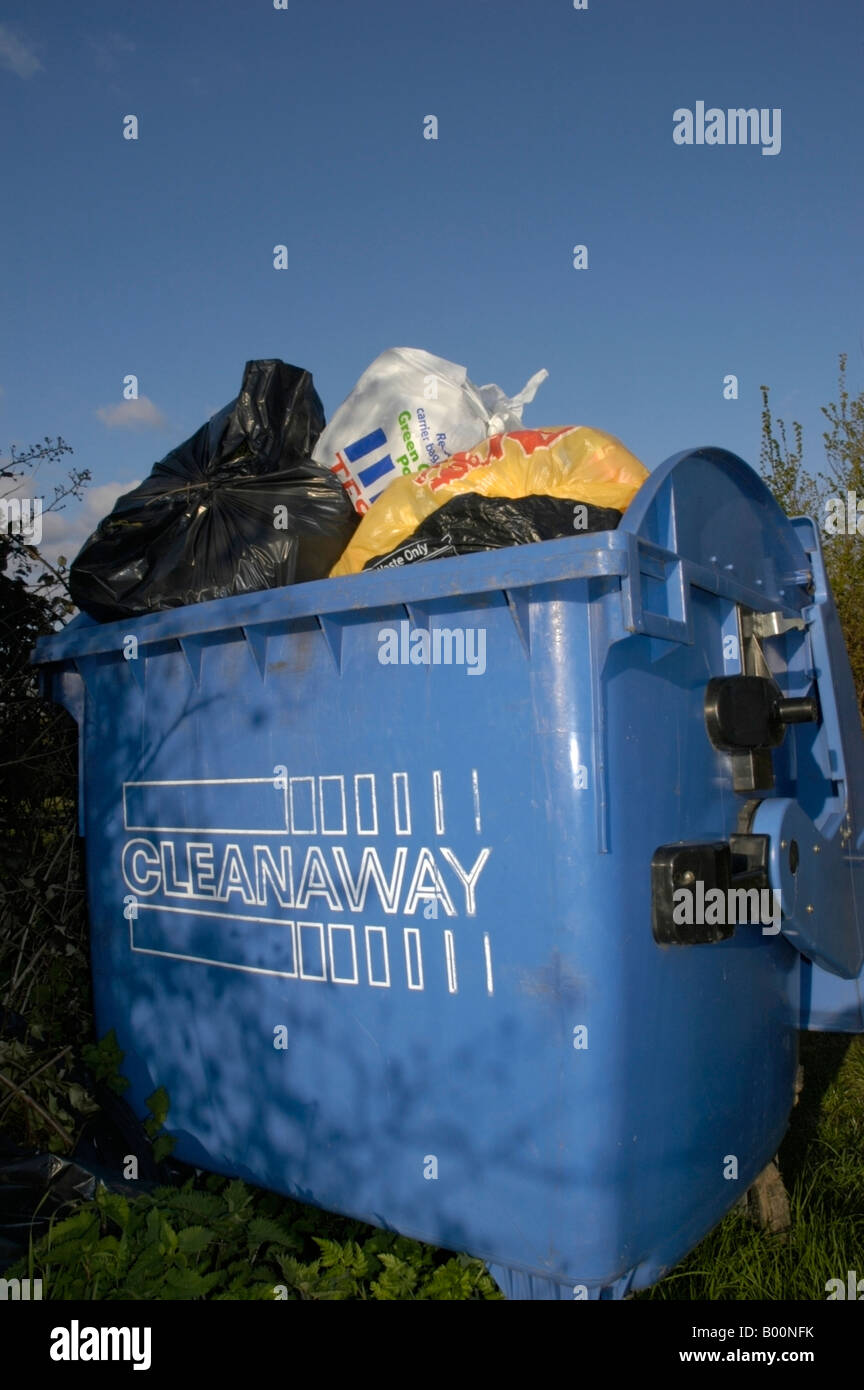 Cleanaway waste hires stock photography and images Alamy
