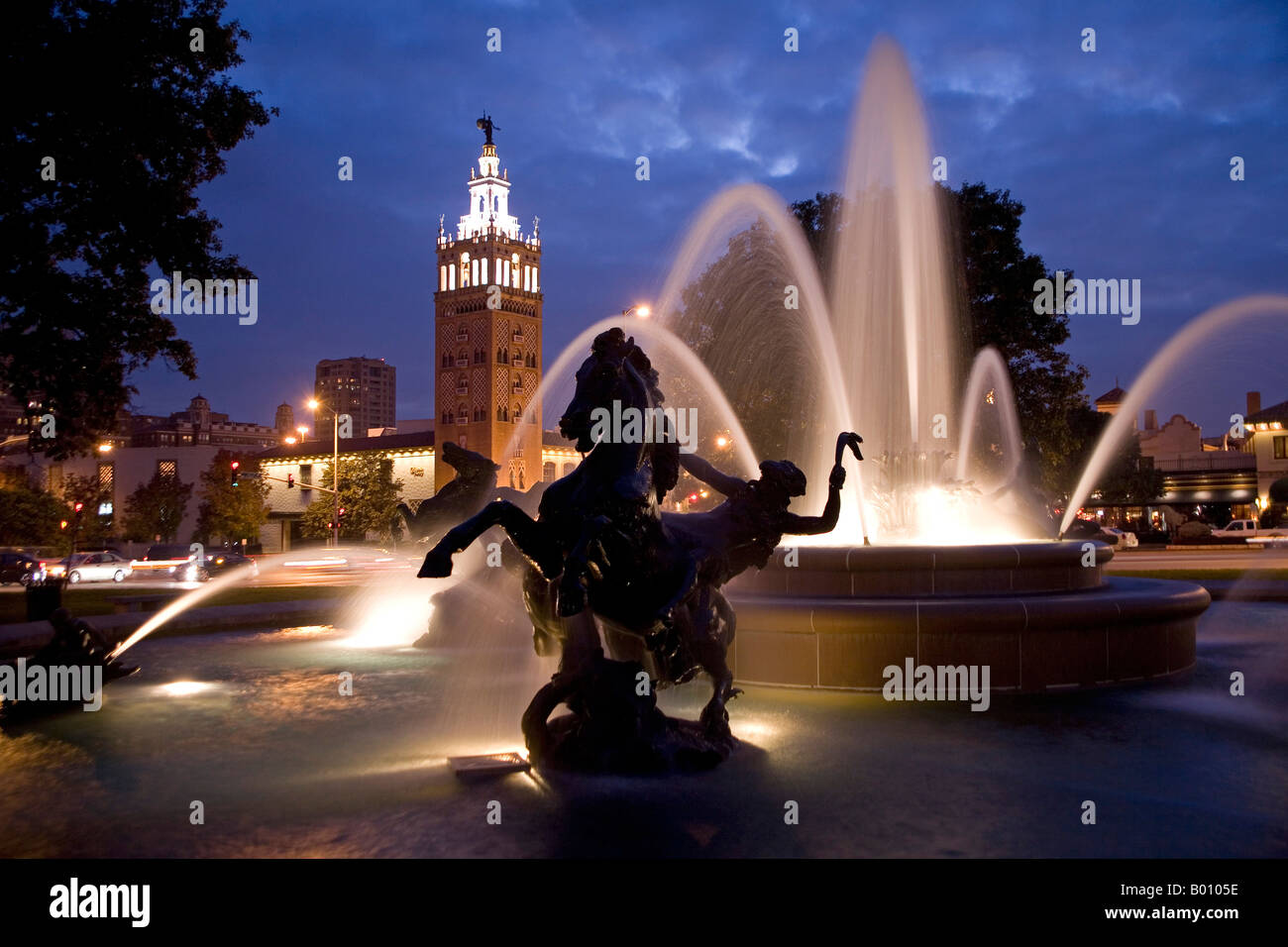 Water fountain country club plaza hires stock photography and images
