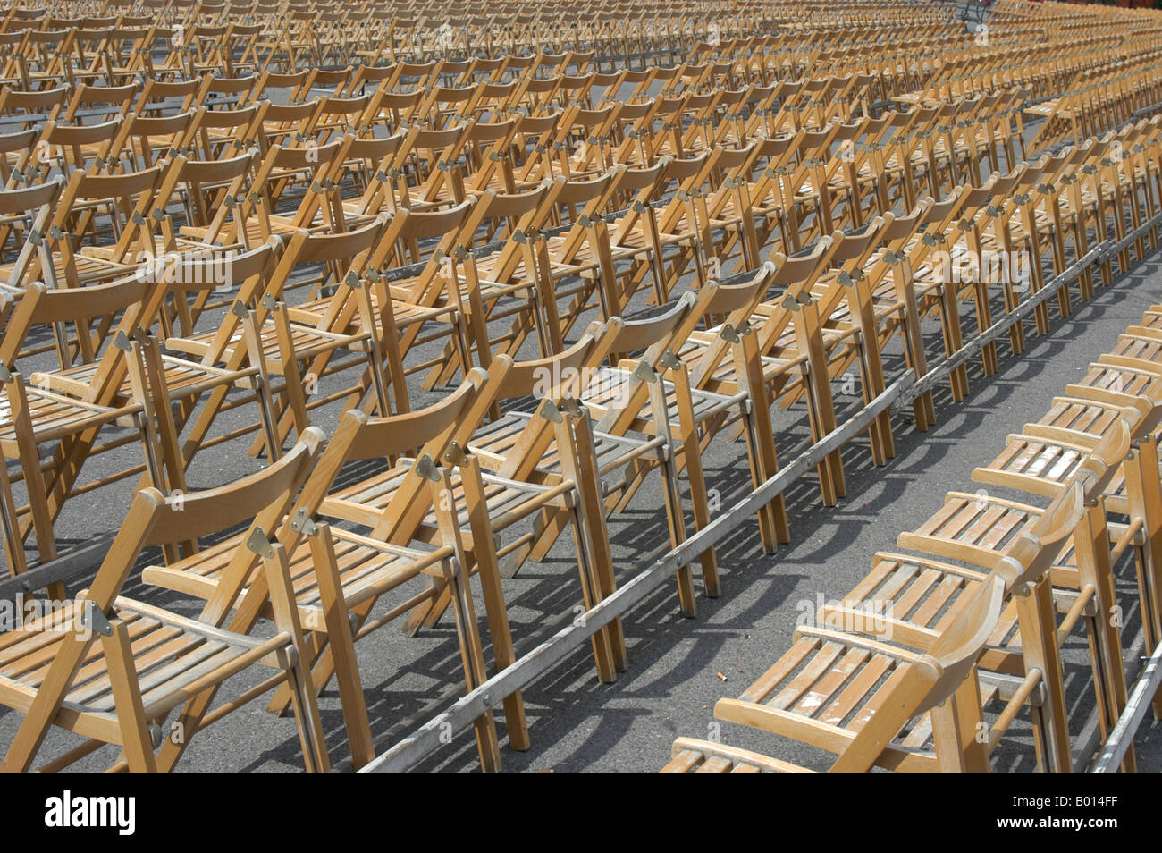 Chair free concert hall hi-res stock photography and images - Alamy