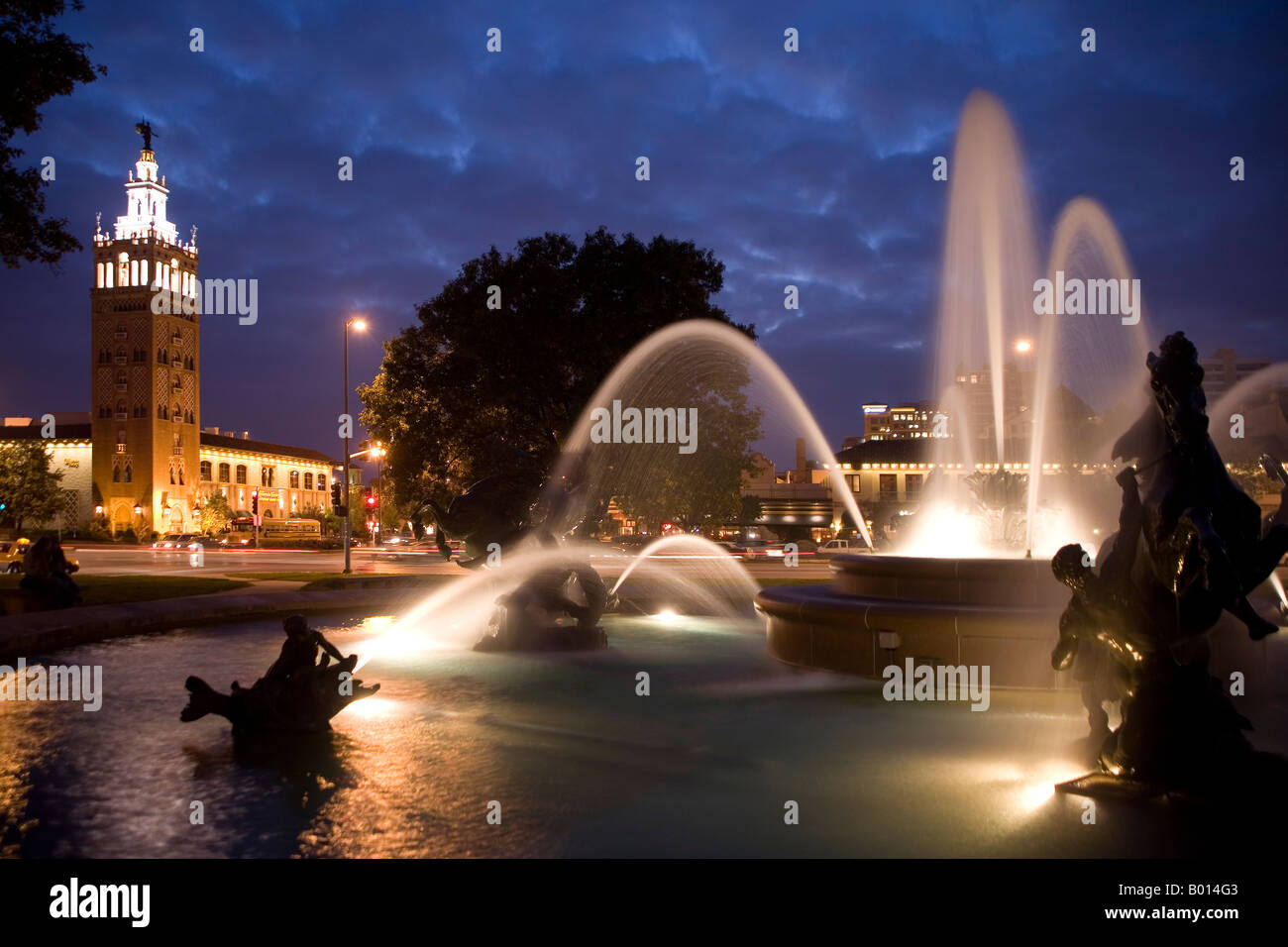 J C Nichols Memorial Fountain Country Club Plaza Stock Photo Alamy