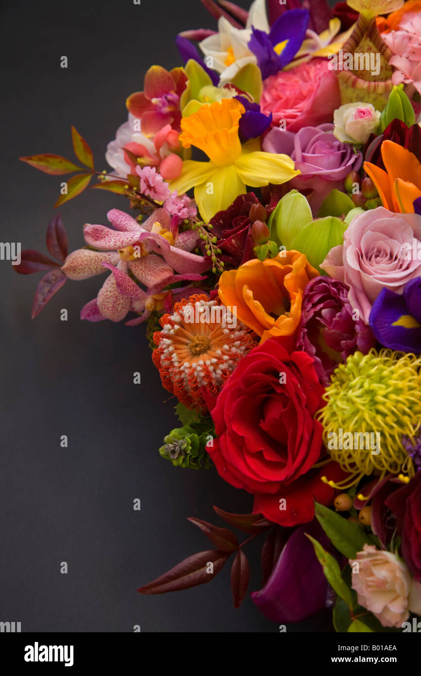 Flower arrangement hi-res stock photography and images - Alamy