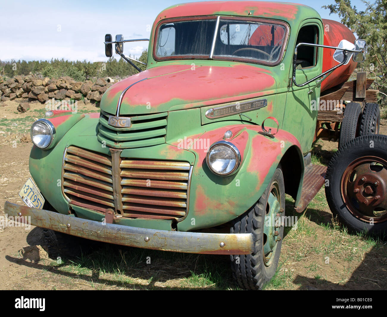 OREGON BEND Portrait of a 1943 GMC gasoline truck on a farm east of Bend Stock Photo Alamy
