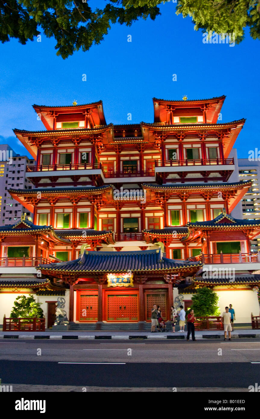 New Buddha Tooth Relic Temple and Museum on South bridge road in Singapore Stock Photo