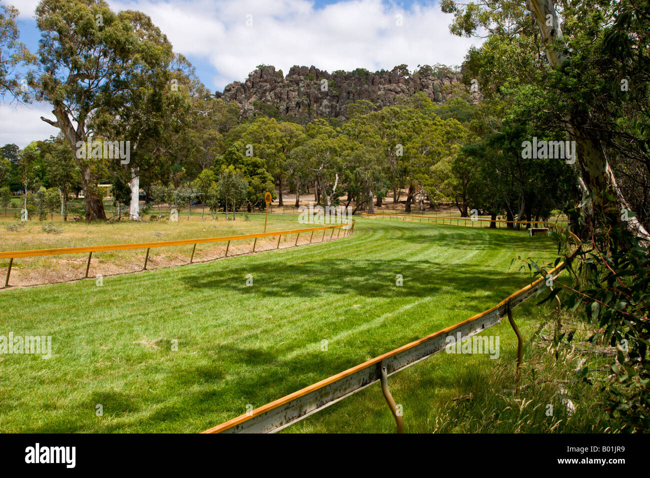 Hanging rock australia hi-res stock photography and images - Alamy