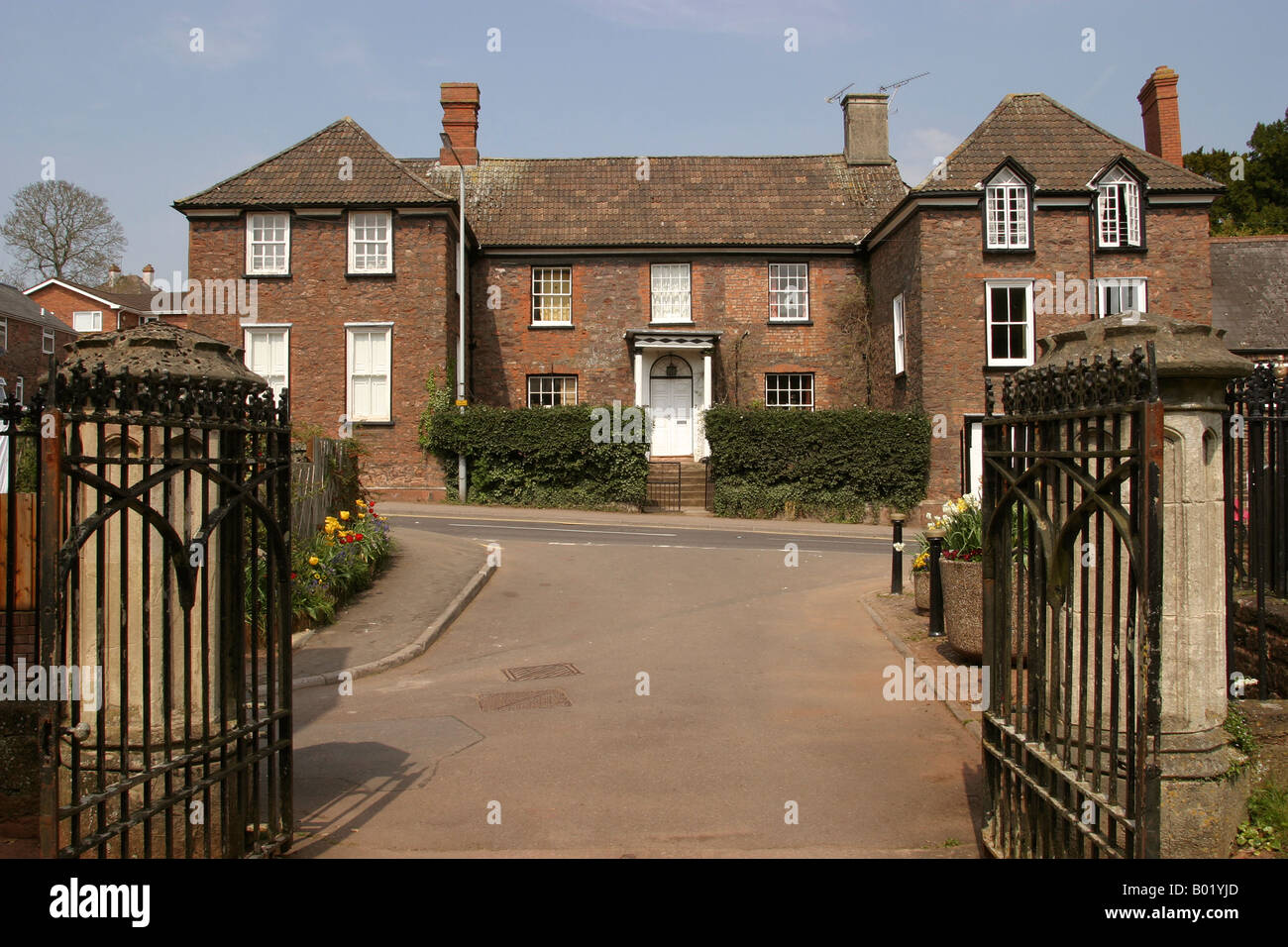 Somerset Church Street substantial house opposite the church Stock Photo Alamy