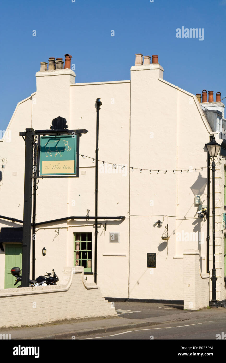 The blue boar abridge hi-res stock photography and images - Alamy