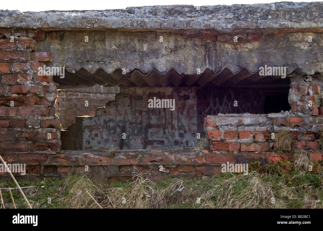 Ww2 pillbox hires stock photography and images Alamy