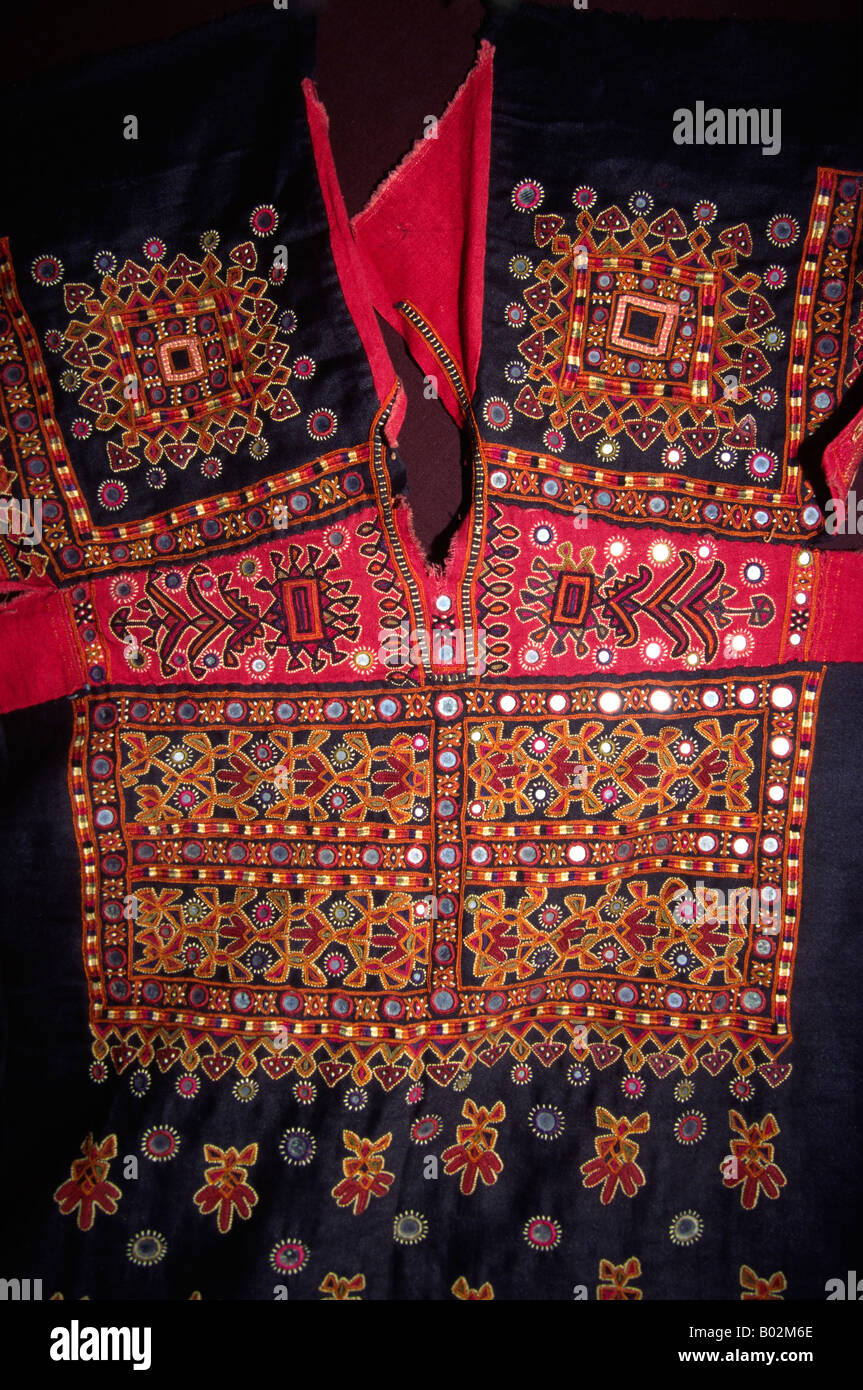 India Gujerat Crafts Bhuj Kutch Folk Museum finely embroidered Rabari kapadu blouse Stock Photo