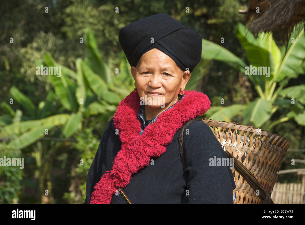 Yao hill tribe thailand hi-res stock photography and images - Alamy