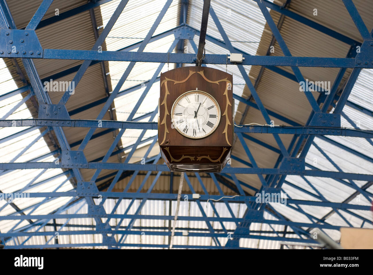 greenwich market clock Stock Photo Alamy