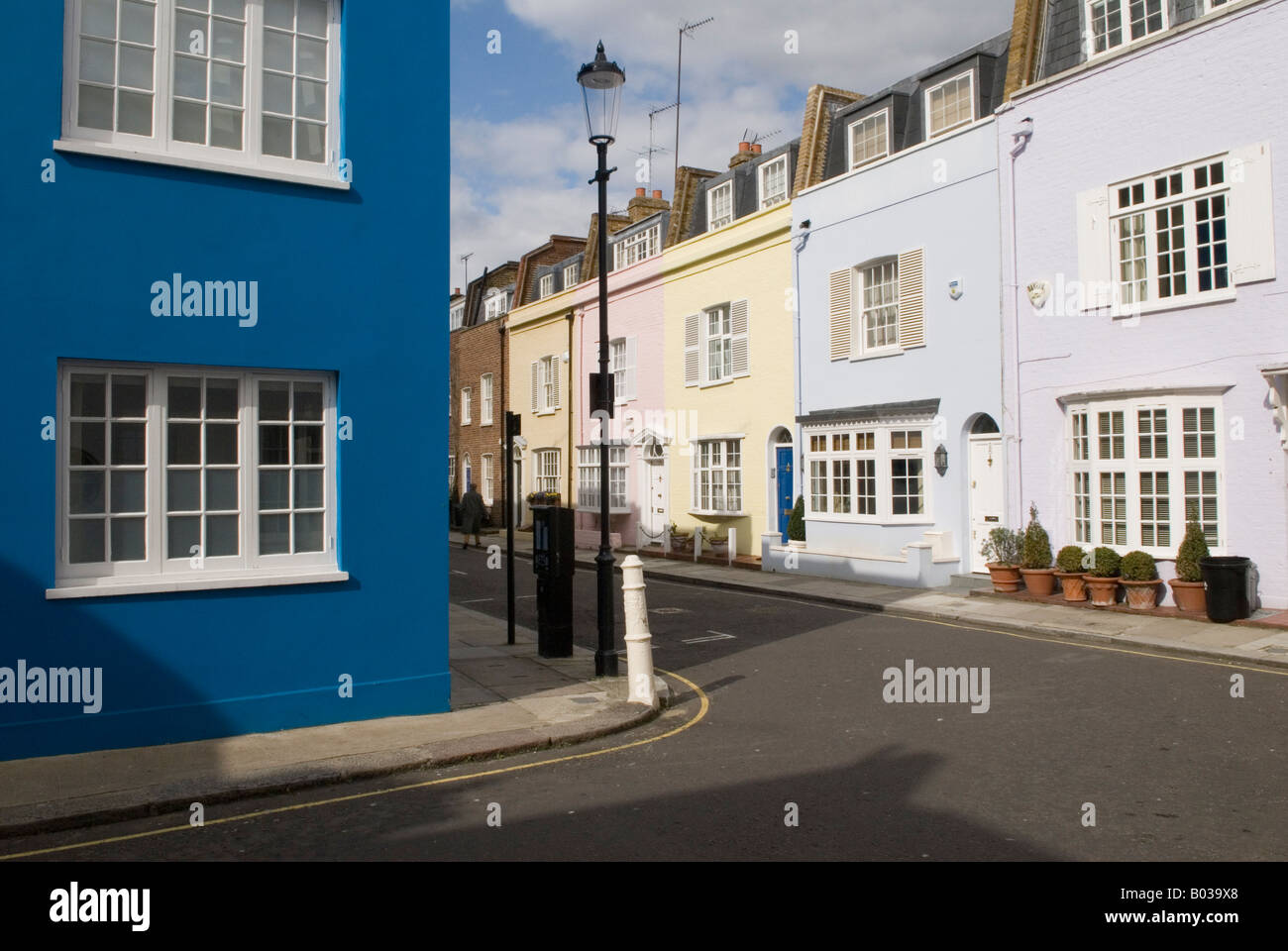 Row house living street hires stock photography and images Alamy