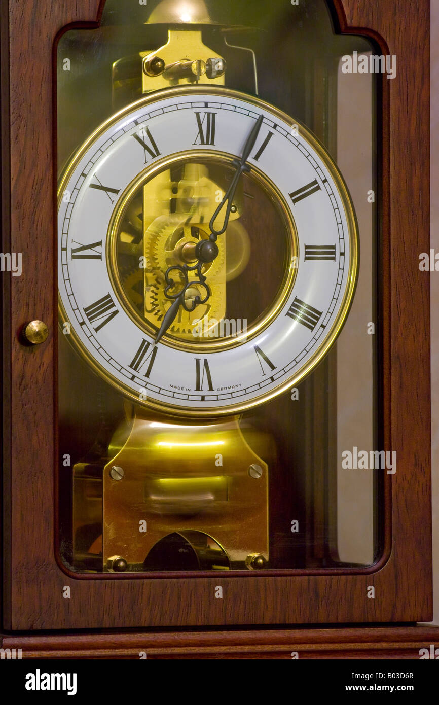Pendulum clock time hours ticking hires stock photography and images