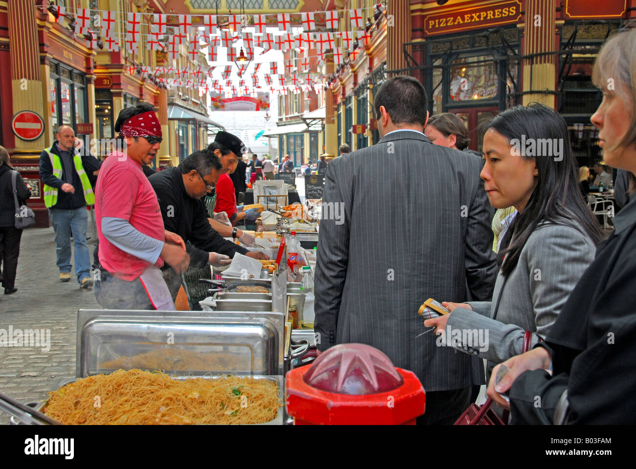 Leadenhall food market hi-res stock photography and images - Alamy