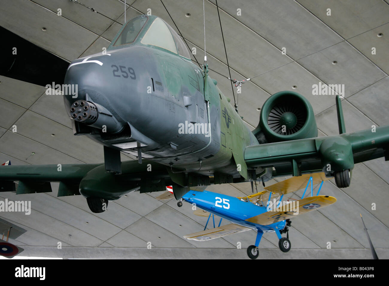 US A-10 JET FIGHTER PLANE -IMPERIAL WAR MUSEUM,DUXFORD Stock Photo