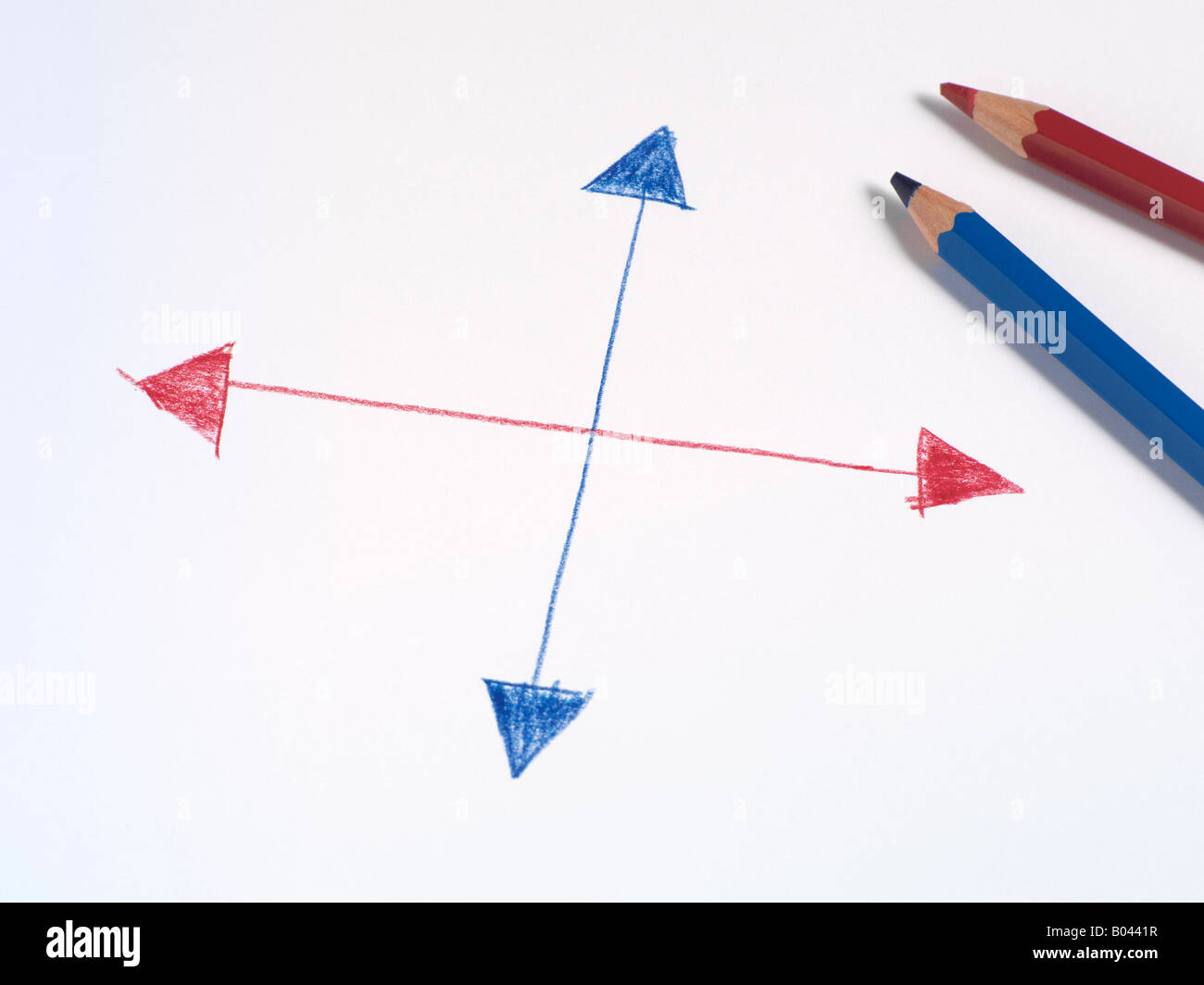 Four crossed arrows hi-res stock photography and images - Alamy