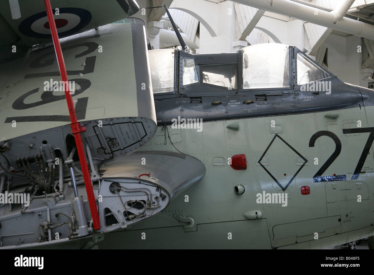 ROYAL NAVY AIRCRAFT PROPELLER IMPERIAL WAR MUSEUM DUXFORD