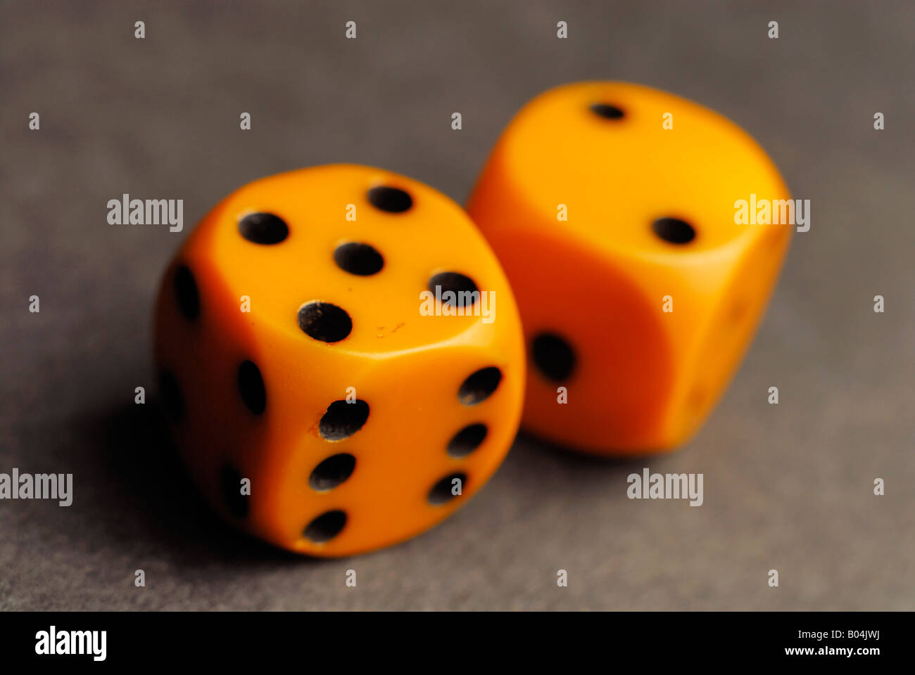 Yellow dice hires stock photography and images Alamy