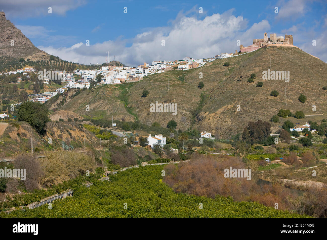 White town (Pueblos Blancos) of Alora and its moorish castle, Costa del Sol, Province of Malaga, Andalusia (Andalucia) Europe. Stock Photo