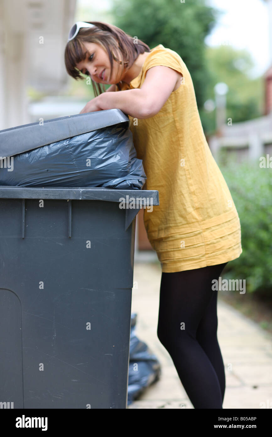 Putting rubbish bin out hires stock photography and images Alamy