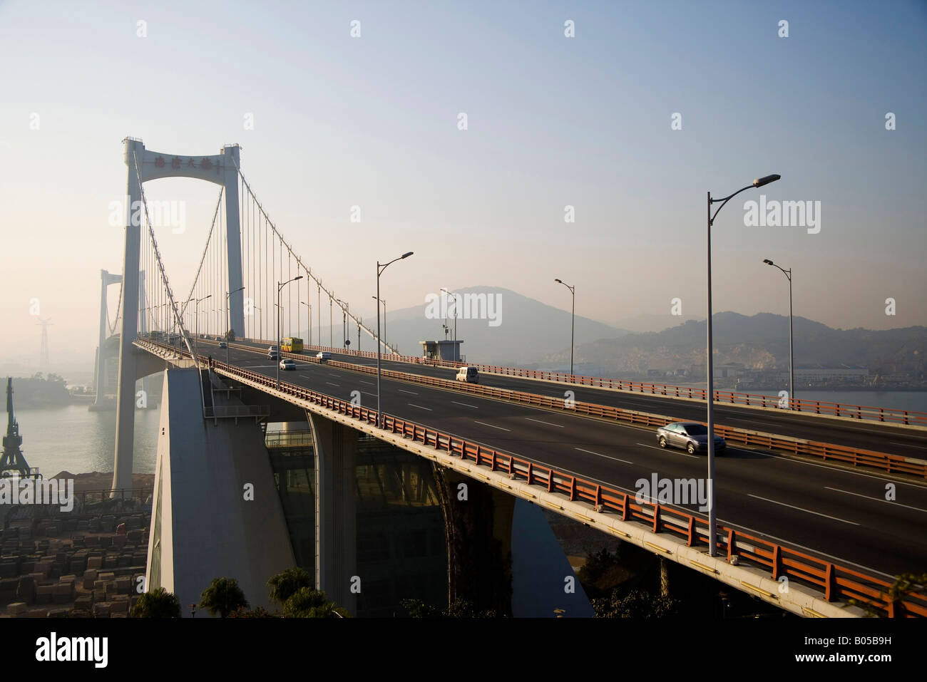 Адресация на канальном уровне. Сетевой мост принцип работы. Железнодорожный мост фенхэ менхуа, китай. Мост бридге. Мост работает на уровне.