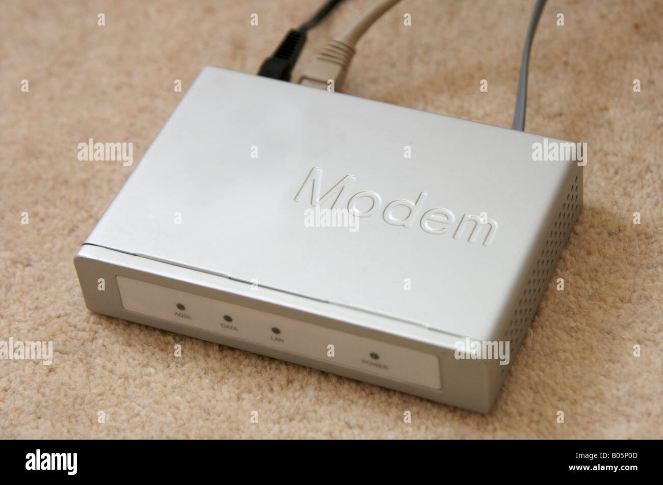 Internrt Modem Internet connection modem hi-res stock photography and images - Alamy
