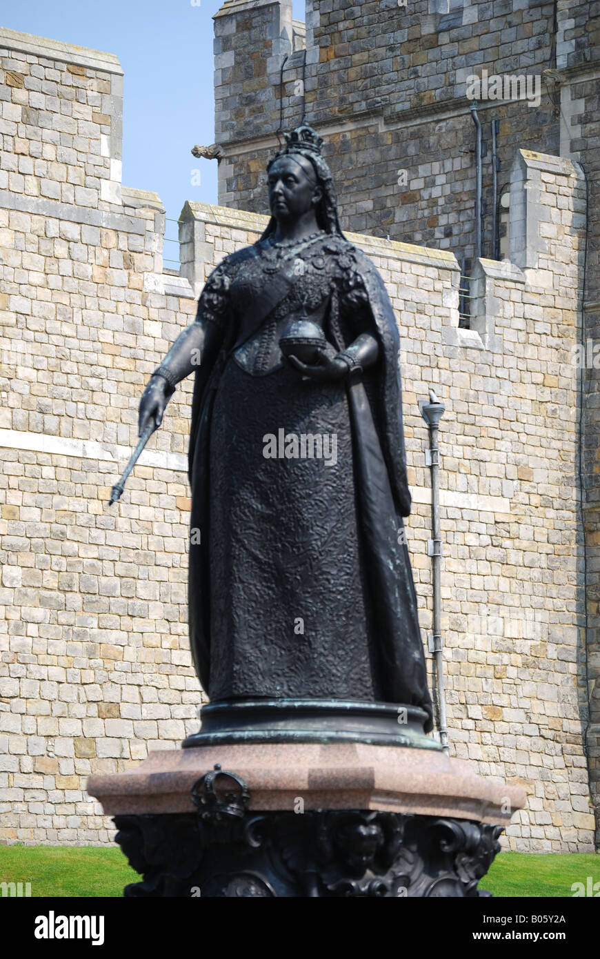 Queen Victoria Statue, Castle Hill, Windsor, Berkshire, England, United Kingdom Stock Photo