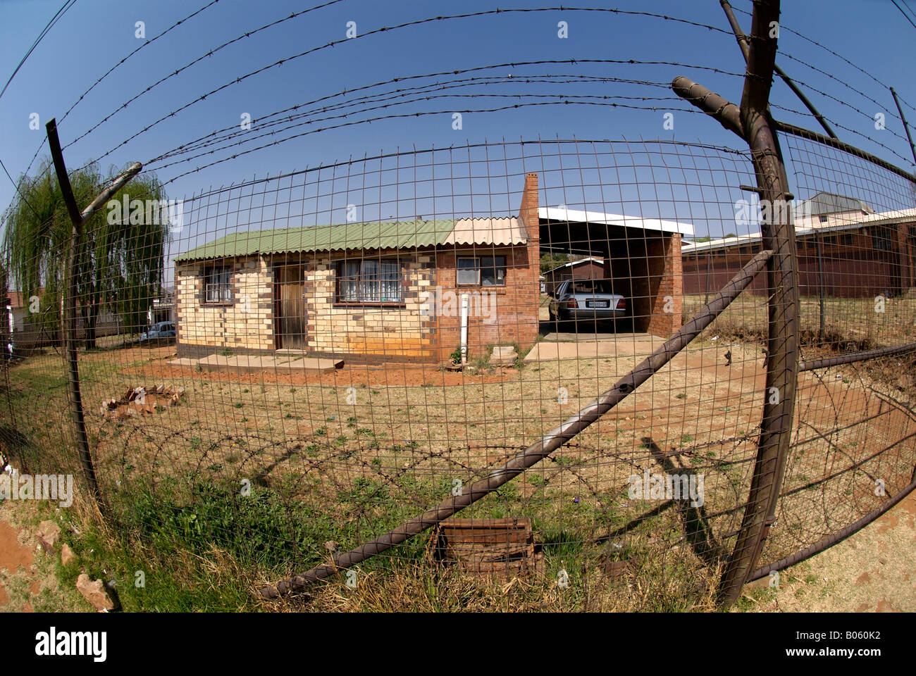 Security fence barbed wire south africa hires stock photography and