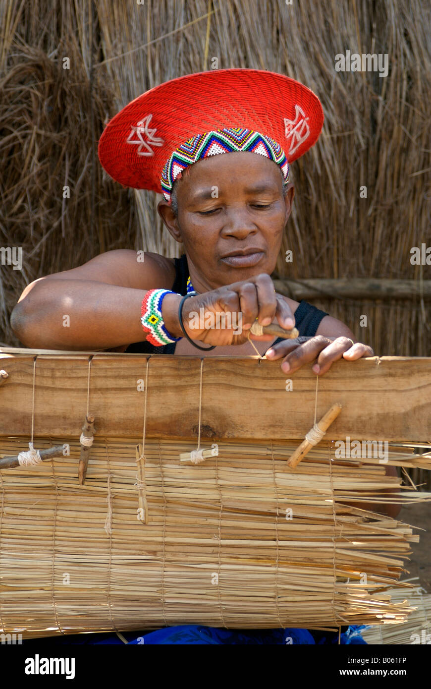 Africa, South Africa, KwaZulu Natal, Shakaland, Zulu woman weaving mats (MR  Stock Photo - Alamy