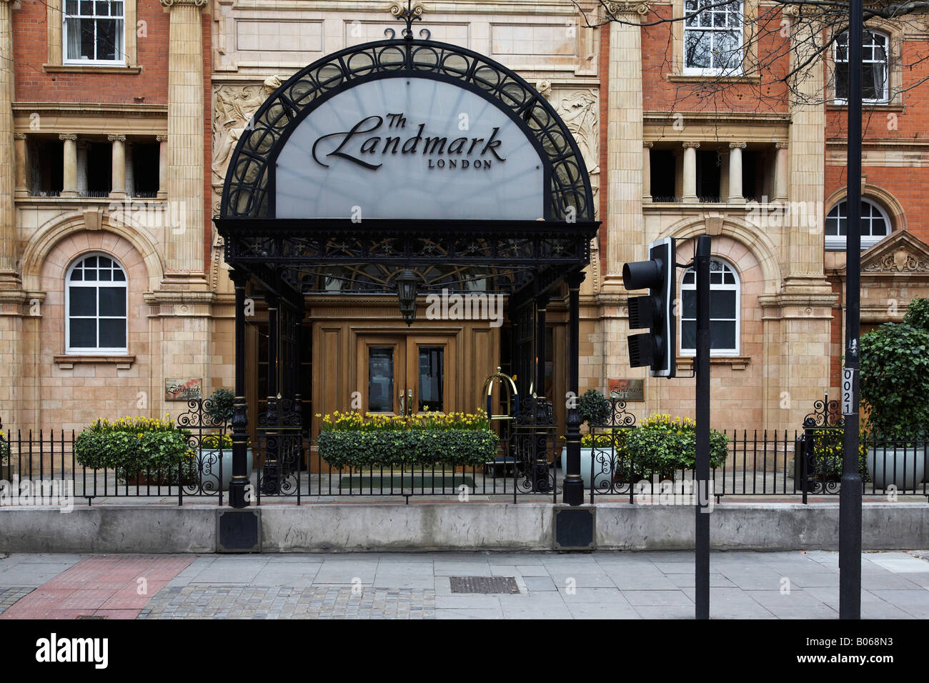 The entrance to The Landmark Hotel, London, UK Stock Photo Alamy