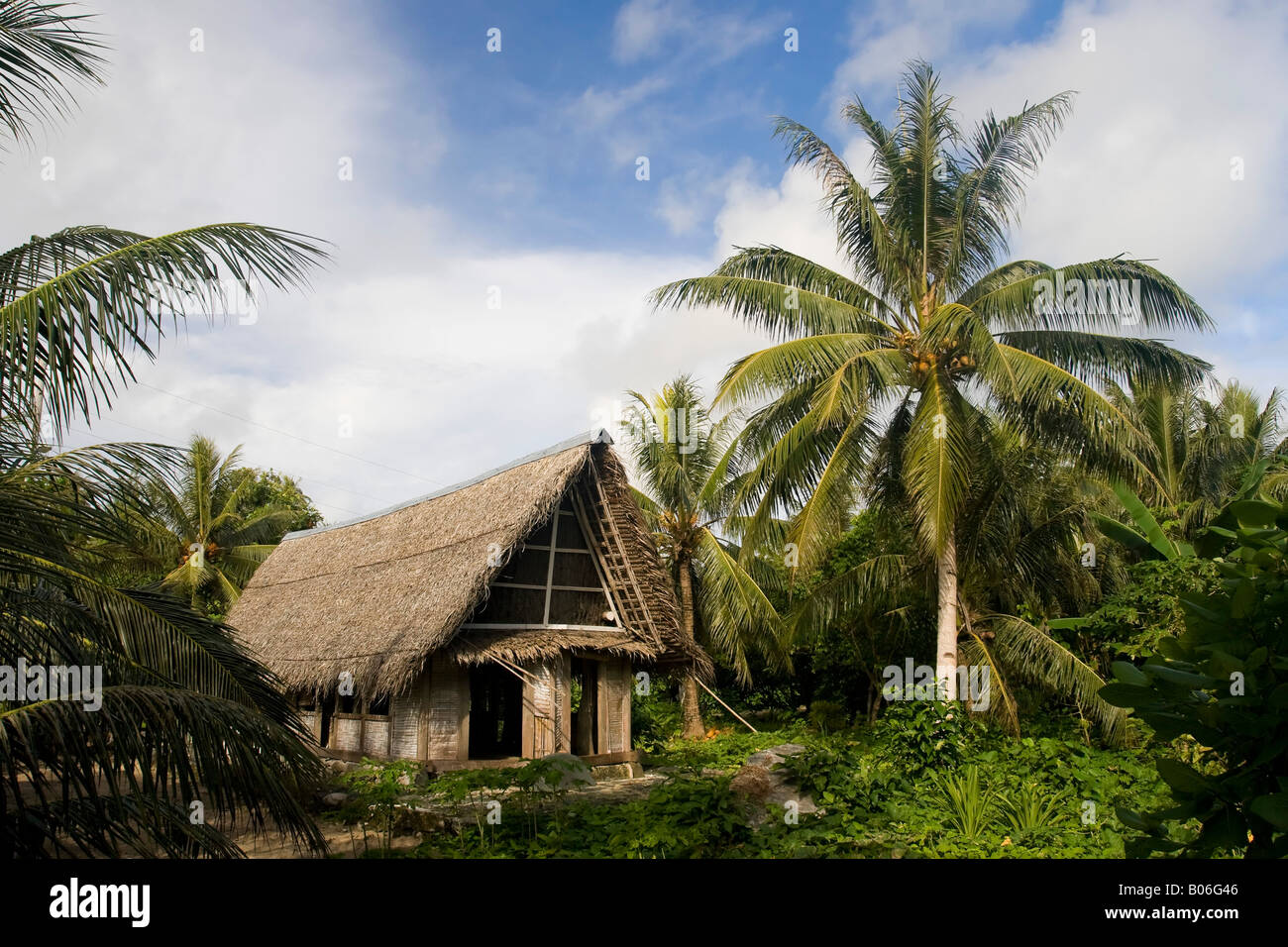 Men's meeting house (Faluw), Torow Village, Yap, Micronesia Stock Photo
