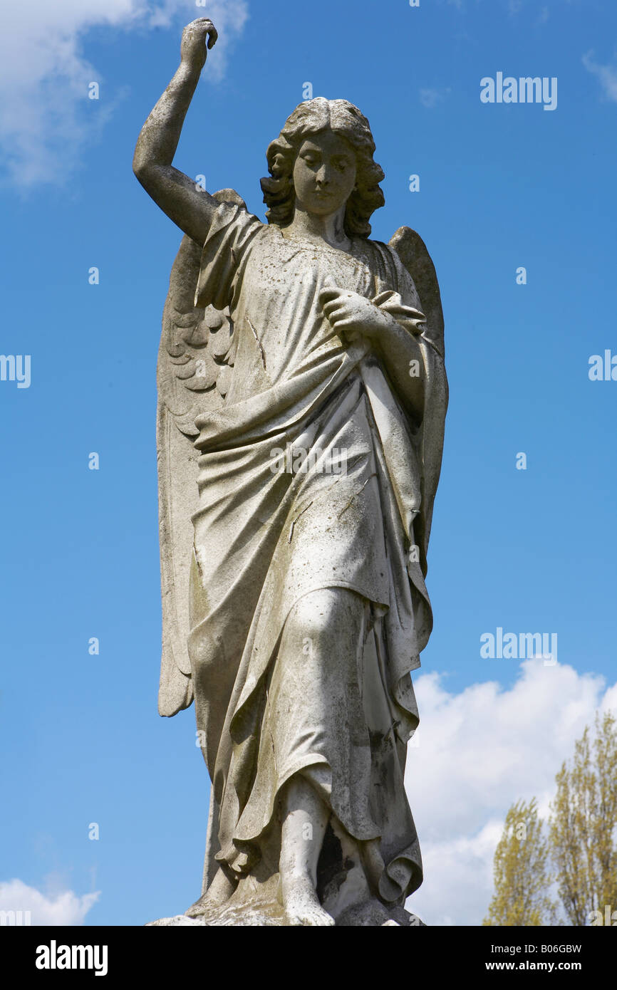 Angel Statue in cemetery Stock Photo Alamy