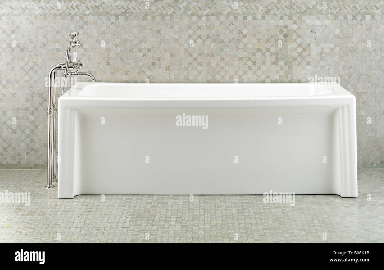 Art Deco Restored Antique Bath Stock Photo Alamy