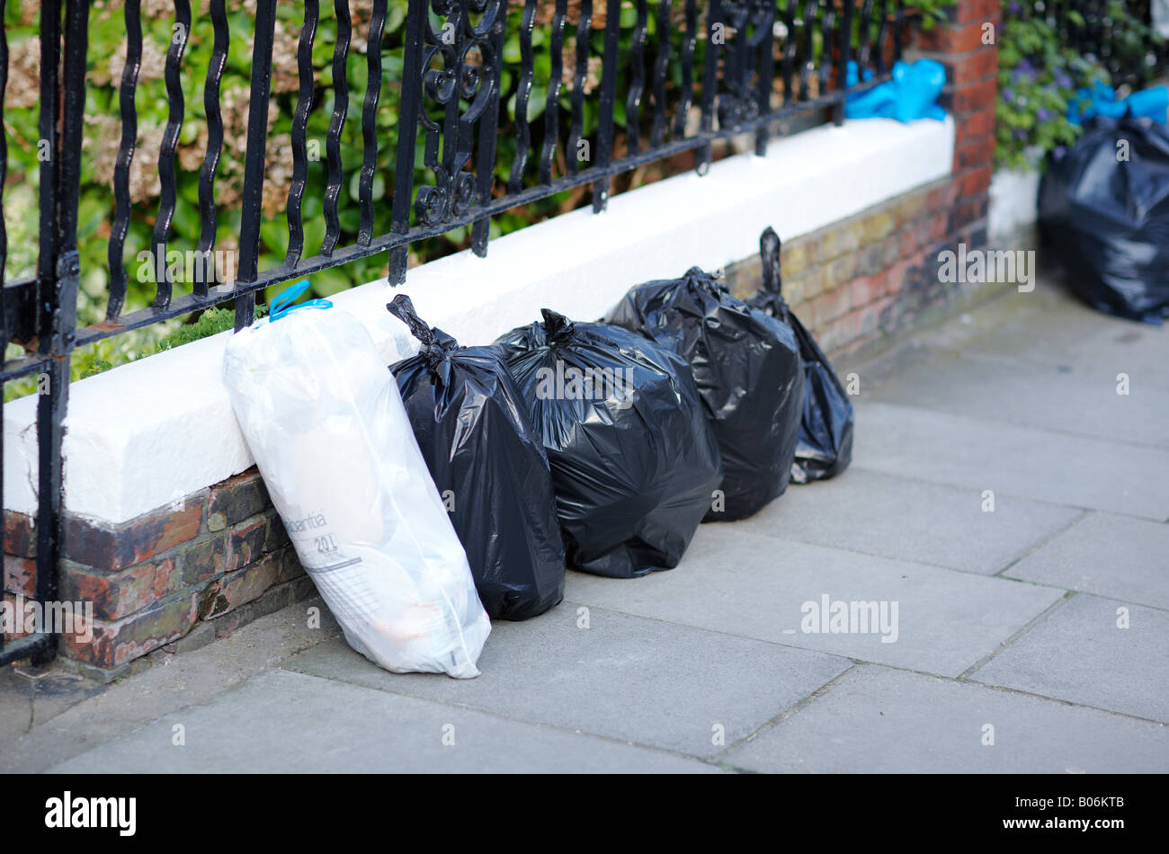 Recycling bin's in operation in the borough of Richmond upon thames