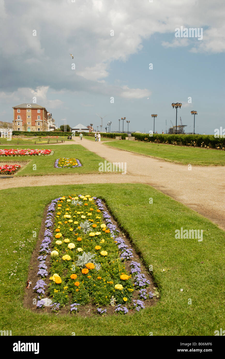 Promenade Lowestoft Stock Photo 17358186 Alamy