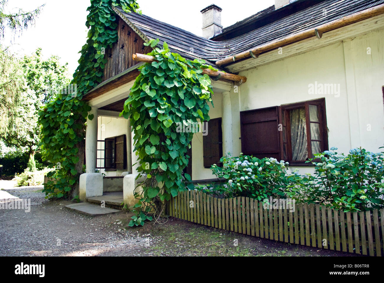 Manor house from 17th century hi-res stock photography and images - Alamy