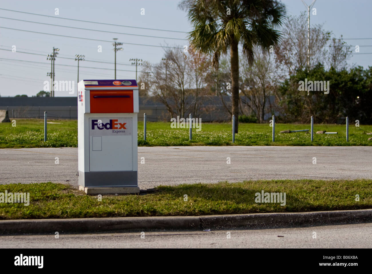 Fed Ex Drop Box for Pick Up and Delivery Stock Photo Alamy