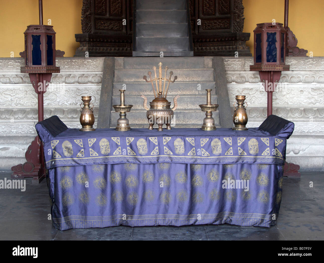 Sacrificial altar hires stock photography and images Alamy