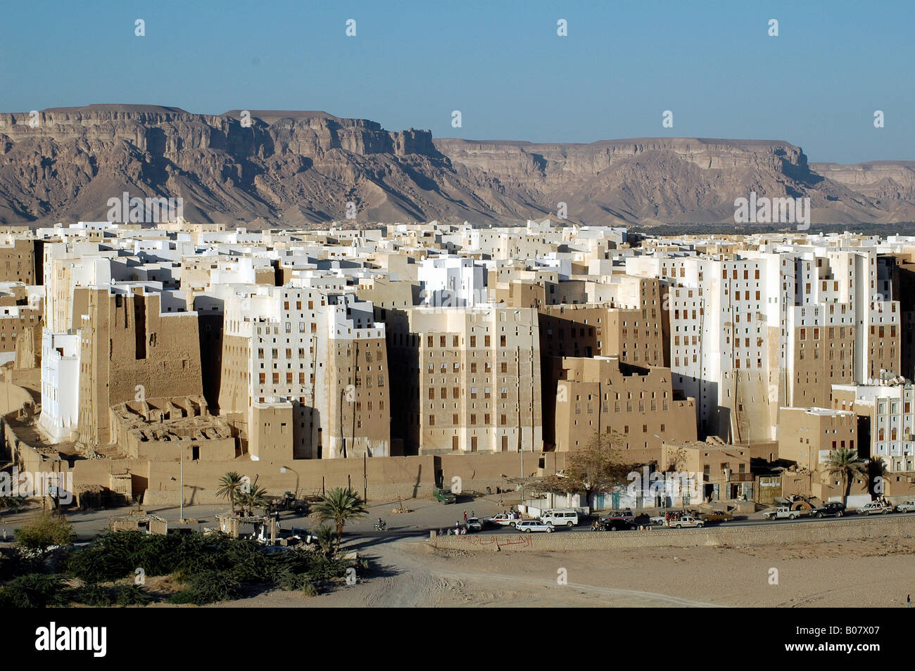 Shibam, striking mudbrick skyscraper city in Yemen's Hadhramawt region dubbed 'Manhattan of the Desert' Stock Photo