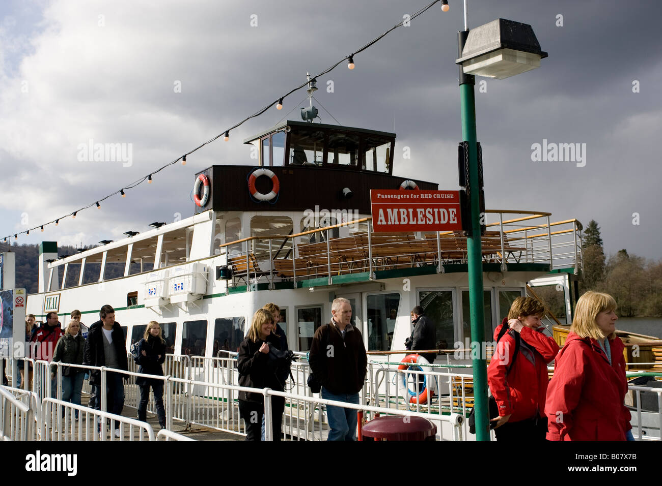 Bowness Bay Jetty Arrivals & departure Victorian built Information Centre for Lakes Cruises Pier