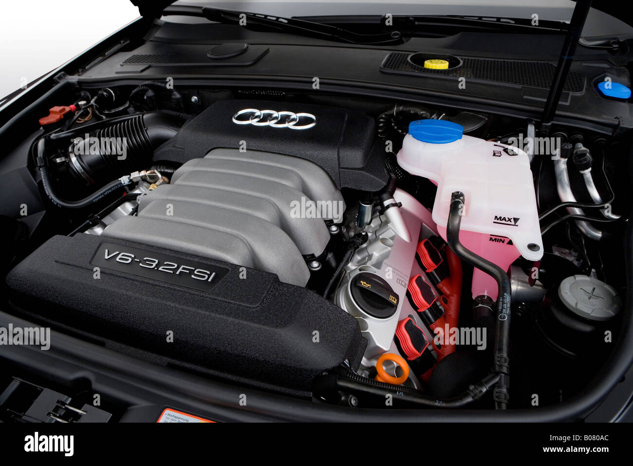 2008 Audi A6 Avant 3.2 FSI quattro in Black - Engine Stock Photo - Alamy
