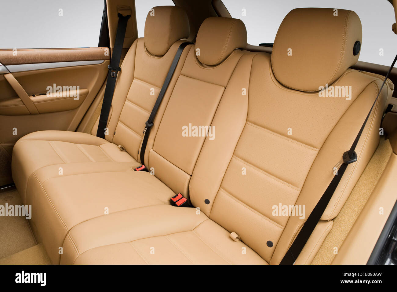 08 Porsche Cayenne S In Black Rear Seats Stock Photo Alamy 08 Porsche Cayenne S In Black Rear Seats Stock Photo Alamy
