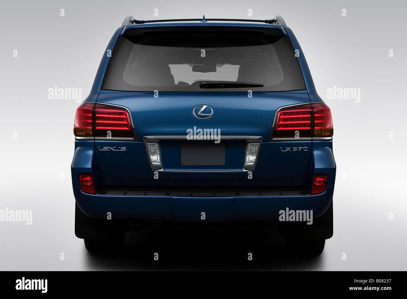 2008 Lexus LX LX570 in - Low/Wide Rear Stock Photo - Alamy